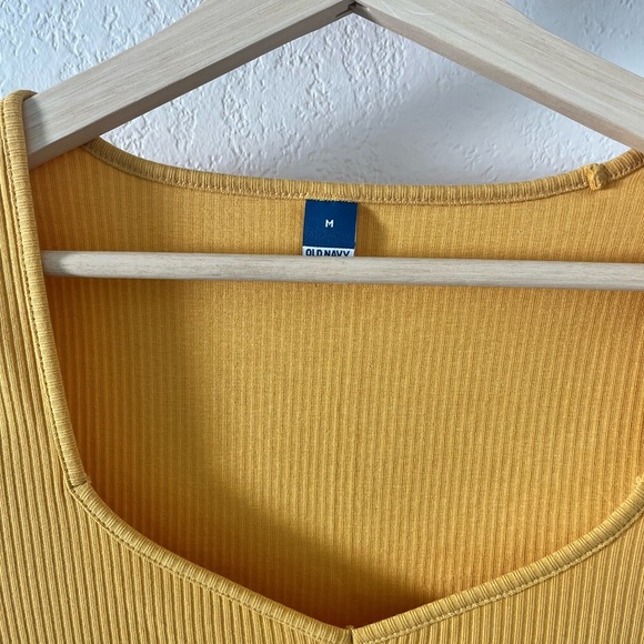 Old Navy Sweetheart Neck Shirt women size medium - Picture 2 of 6